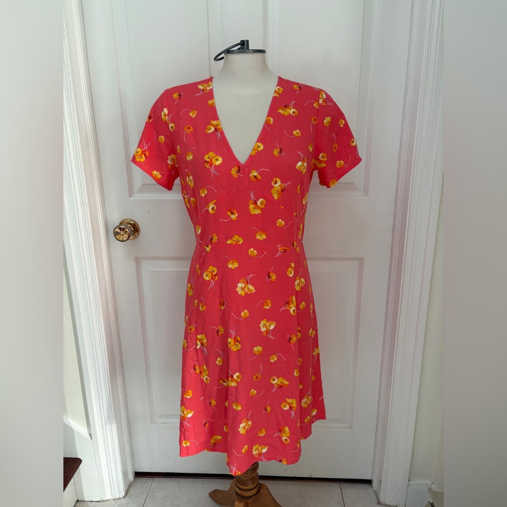 NWT GAP floral dress V neck ladies size 10